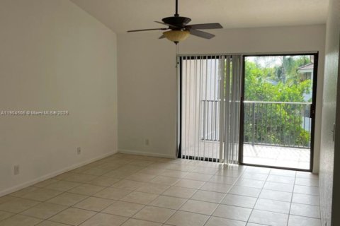 Condo in Plantation, Florida, 2 bedrooms  № 1956061 - photo 5