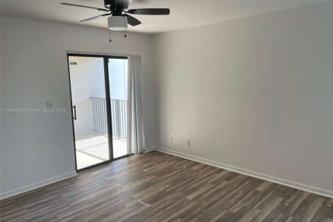 Condo in Plantation, Florida, 2 bedrooms  № 1956061 - photo 6