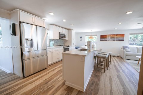 Apartamento en alquiler en Key Largo, Florida, 3 dormitorios, 163.32 m2 № 2010199 - foto 8