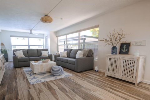 Apartamento en alquiler en Key Largo, Florida, 3 dormitorios, 163.32 m2 № 2010199 - foto 19