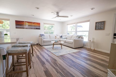 Apartamento en alquiler en Key Largo, Florida, 3 dormitorios, 163.32 m2 № 2010199 - foto 4