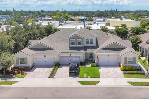 Casa en venta en Sarasota, Florida, 2 dormitorios, 151.8 m2 № 1885220 - foto 8