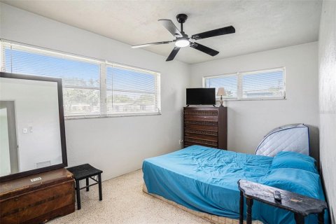 Villa ou maison à vendre à Seminole, Floride: 4 chambres, 160.35 m2 № 1826132 - photo 10