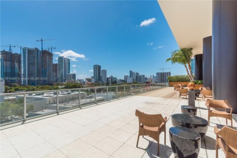 Condominio en venta en Miami, Florida, 3 dormitorios, 146.51 m2 № 1766320 - foto 21