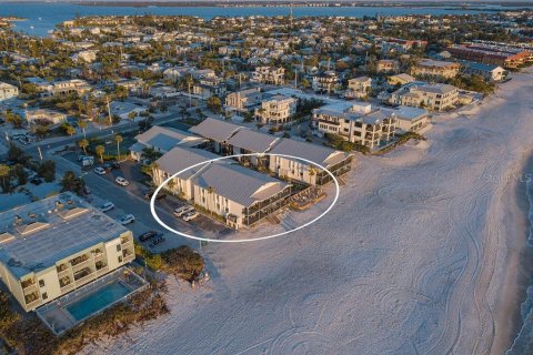 Condo à Holmes Beach, Floride, 3 chambres  № 2101614