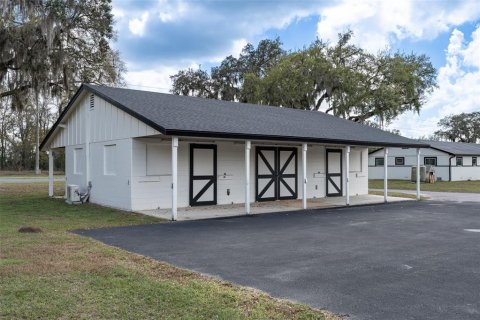 Commercial property in Ocala, Florida 277.31 sq.m. № 2214900 - photo 20