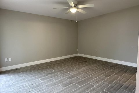 Casa en alquiler en Port Charlotte, Florida, 2 dormitorios, 84.91 m2 № 1901811 - foto 12