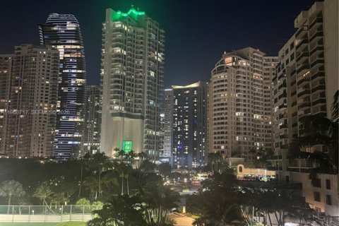 Condo à Miami, Floride, 2 chambres  № 2079818