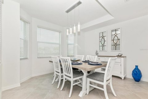 Condo in Venice, Florida, 2 bedrooms in WELLEN PARK  № 1388708 - photo 19