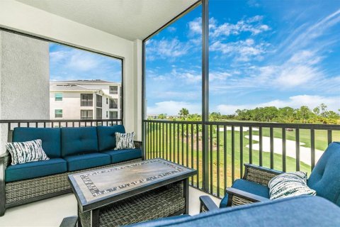 Condo in Venice, Florida, 2 bedrooms in WELLEN PARK  № 1388708 - photo 29