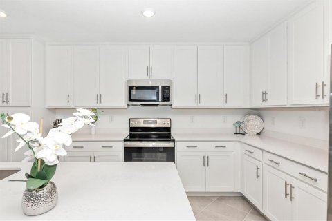 Condo in Venice, Florida, 2 bedrooms in WELLEN PARK  № 1388708 - photo 12