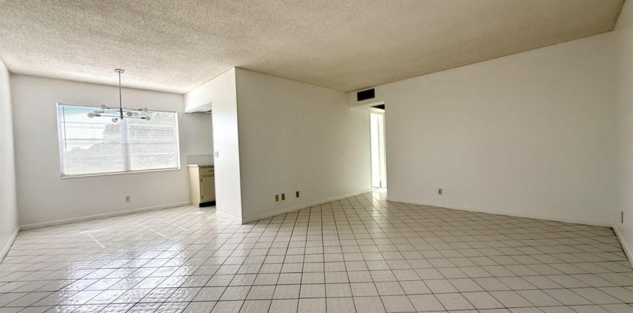 Condo in West Palm Beach, Florida, 2 bedrooms  № 2282883
