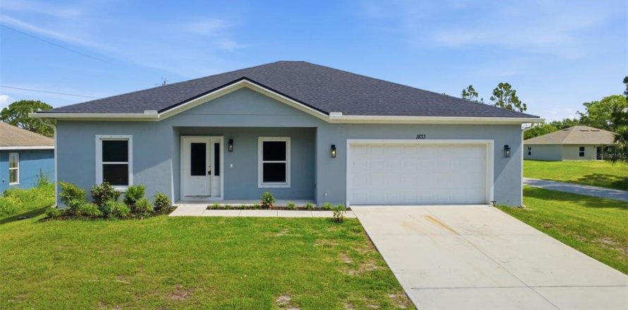 Villa ou maison à Palm Bay, Floride 4 chambres, 148.64 m2 № 2384343