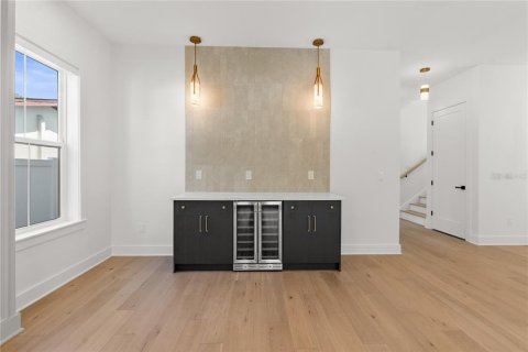 Casa en venta en Saint Petersburg, Florida, 4 dormitorios, 354.89 m2 № 1615247 - foto 11