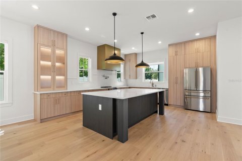 Casa en venta en Saint Petersburg, Florida, 4 dormitorios, 354.89 m2 № 1615247 - foto 17