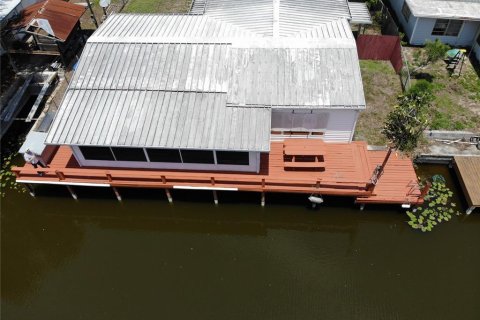 Casa en venta en Okeechobee, Florida, 3 dormitorios, 145.76 m2 № 1761346 - foto 1