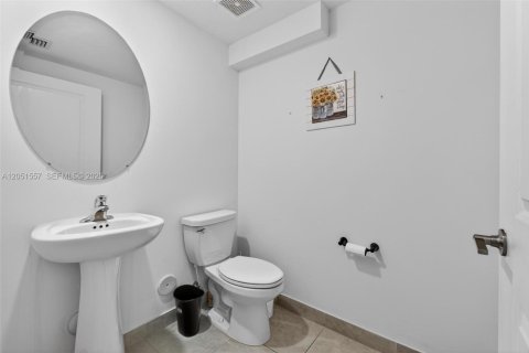 Купить таунхаус в Хомстед, Флорида 3 спальни, 169.73м2, № 2262799 - фото 7