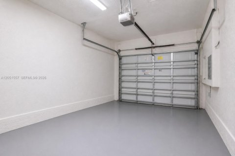 Купить таунхаус в Хомстед, Флорида 3 спальни, 169.73м2, № 2262799 - фото 24