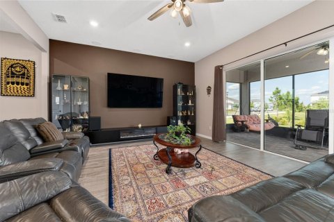 Villa ou maison à vendre à Orlando, Floride: 5 chambres, 309.64 m2 № 2110127 - photo 2