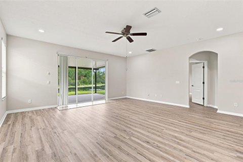 Casa en venta en Land O' Lakes, Florida, 4 dormitorios, 238.57 m2 № 2199290 - foto 7