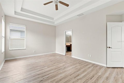 Casa en venta en Land O' Lakes, Florida, 4 dormitorios, 238.57 m2 № 2199290 - foto 14
