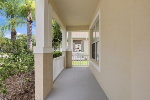 Casa en venta en Land O' Lakes, Florida, 4 dormitorios, 238.57 m2 № 2199290 - foto 2
