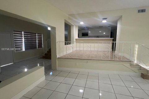 Купить виллу или дом в Майами, Флорида 4 спальни, 146.97м2, № 2005534 - фото 9