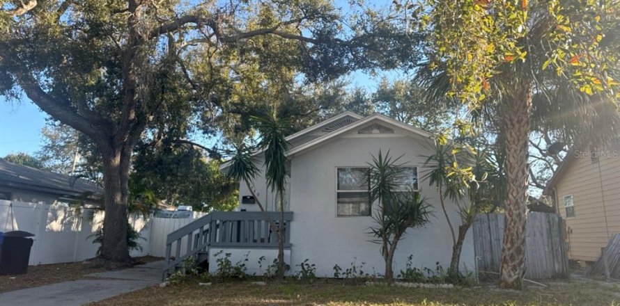 Villa ou maison à Saint Petersburg, Floride 2 chambres, 86.03 m2 № 2302862