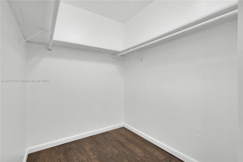 Copropriété à vendre à North Miami, Floride: 1 chambre, 74.88 m2 № 1975675 - photo 16