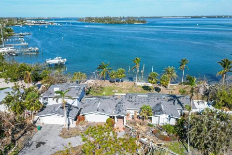 Terreno en venta en Longboat Key, Florida № 1535489 - foto 1