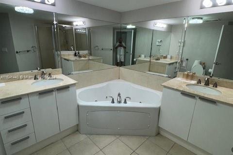 Copropriété à louer à Sunny Isles Beach, Floride: 2 chambres, 117.61 m2 № 1865642 - photo 18
