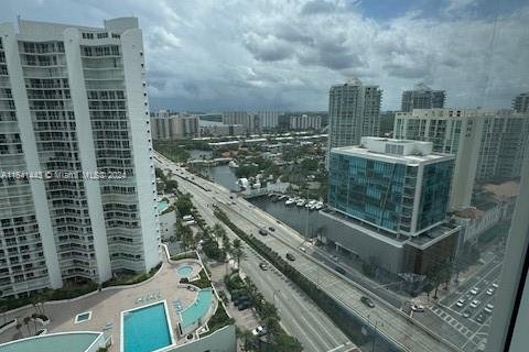 Copropriété à louer à Sunny Isles Beach, Floride: 2 chambres, 117.61 m2 № 1865642 - photo 6