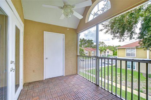 Condo in Tampa, Florida, 3 bedrooms  № 1810665 - photo 24