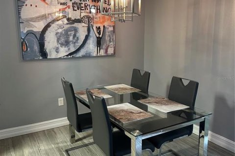 Condo in Tampa, Florida, 3 bedrooms  № 1810665 - photo 5