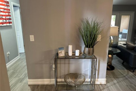 Condo in Tampa, Florida, 3 bedrooms  № 1810665 - photo 4