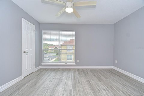 Condo in Tampa, Florida, 3 bedrooms  № 1810665 - photo 19