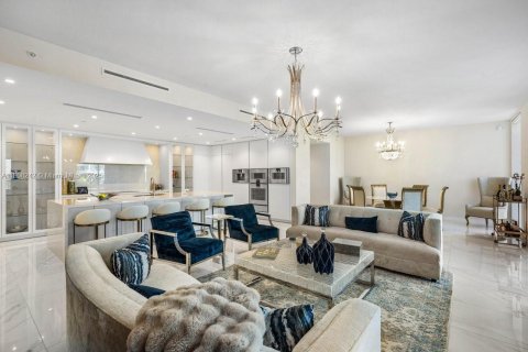 Купить кондоминиум в Бока-Ратон, Флорида 3 спальни, 301.1м2, № 1967863 - фото 11