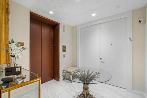 Купить кондоминиум в Бока-Ратон, Флорида 3 спальни, 301.1м2, № 1967863 - фото 2