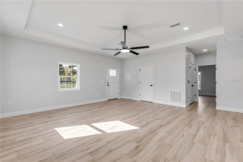 Casa en venta en Oak Hill, Florida, 3 dormitorios, 171.22 m2 № 2324627 - foto 10