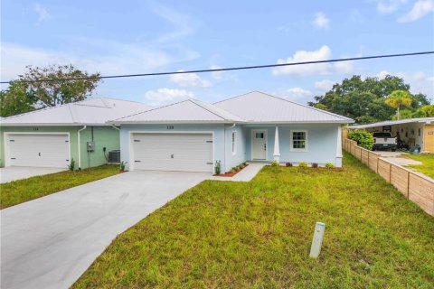 Casa en venta en Oak Hill, Florida, 3 dormitorios, 171.22 m2 № 2324627 - foto 5