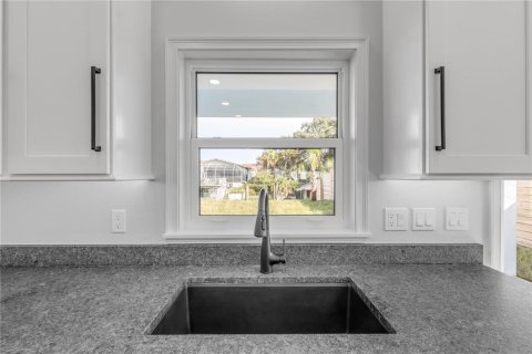 Casa en venta en Oak Hill, Florida, 3 dormitorios, 171.22 m2 № 2324627 - foto 20