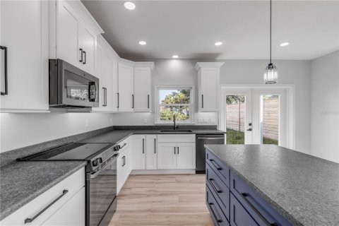 Casa en venta en Oak Hill, Florida, 3 dormitorios, 171.22 m2 № 2324627 - foto 22
