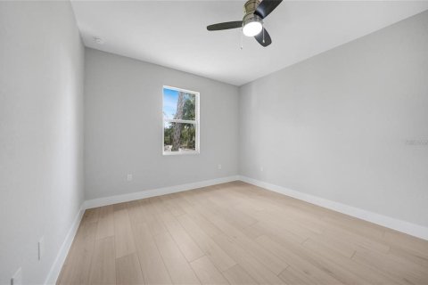Casa en venta en North Port, Florida, 3 dormitorios, 139.17 m2 № 1881116 - foto 17