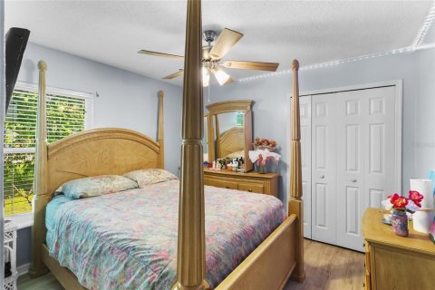 Casa en venta en Kissimmee, Florida, 3 dormitorios, 157 m2 № 1733139 - foto 11
