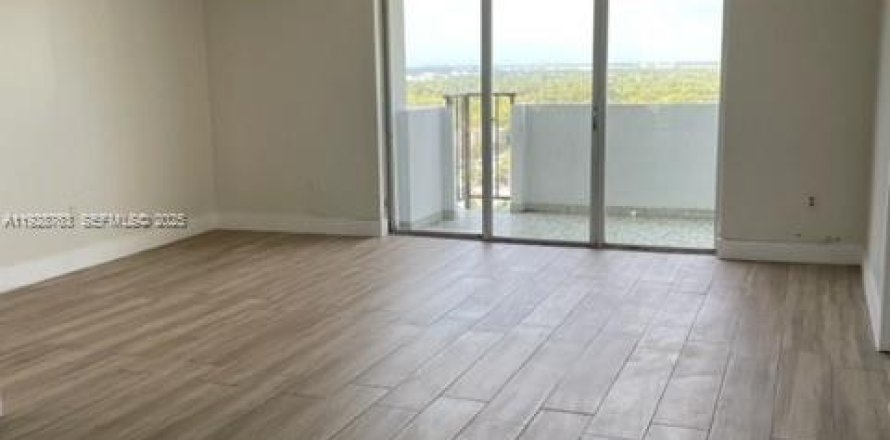 Condominio en Aventura, Florida, 2 dormitorios  № 1987206