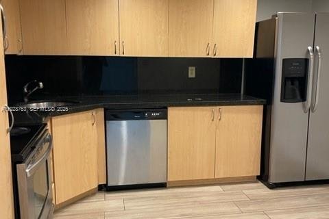 Condominio en alquiler en Aventura, Florida, 2 dormitorios, 99.68 m2 № 1987206 - foto 2