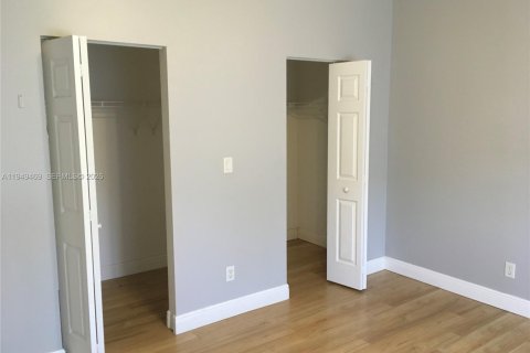 Touwnhouse à louer à Davie, Floride: 3 chambres, 152.17 m2 № 2005190 - photo 11