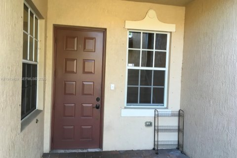 Touwnhouse à louer à Davie, Floride: 3 chambres, 152.17 m2 № 2005190 - photo 4