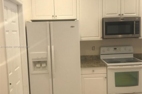 Touwnhouse à louer à Davie, Floride: 3 chambres, 152.17 m2 № 2005190 - photo 15