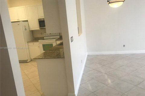 Touwnhouse à louer à Davie, Floride: 3 chambres, 152.17 m2 № 2005190 - photo 18